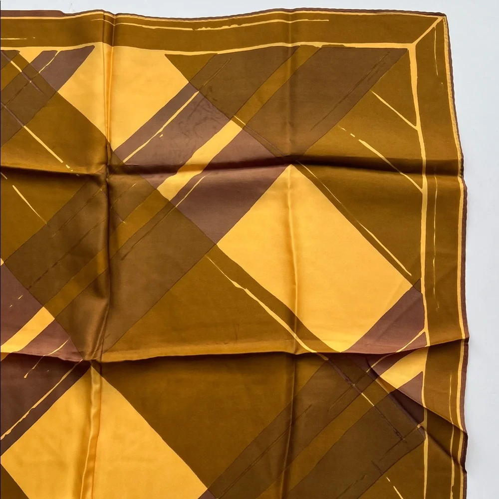 Vintage Vera Neumann square deadstock mustard / brown scarf large Logo